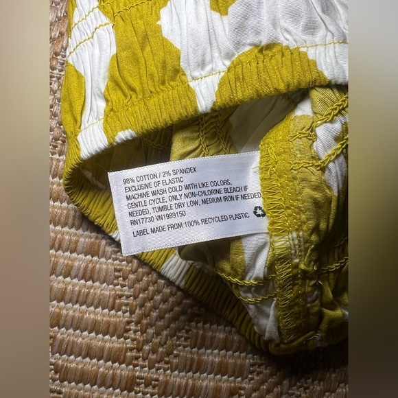 A New Day Women's Smocked Slim Fit Crop Top, Yellow, Size M, Brand New,NWT - Picture 6 of 7